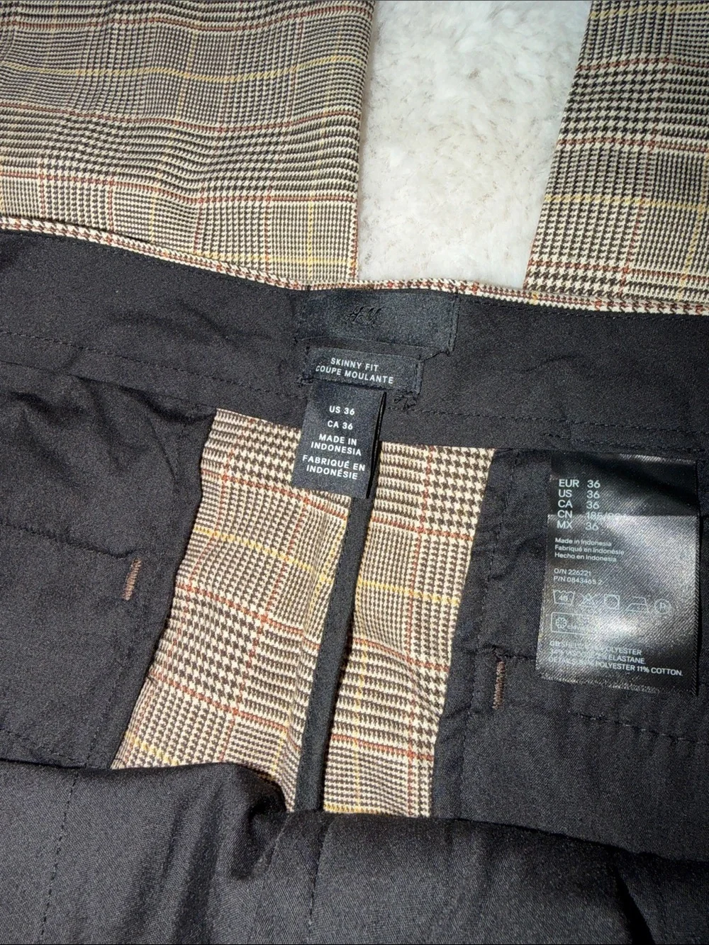 Plaid Dress Pants in Brown and Tan H&M Men’s :6X32 slim fit